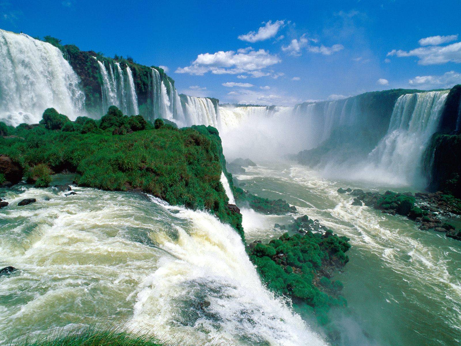 Natural-Wonder-of-Iguazu-Falls.jpg