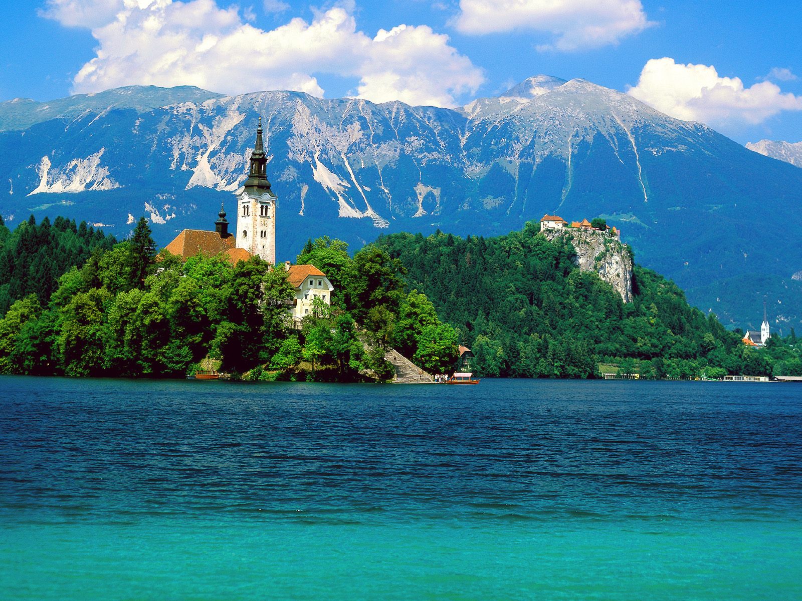 Lake-Bled-Slovenia.jpg