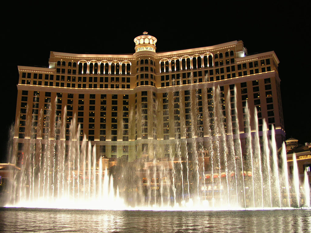 Get a load of the top 5 Las Vegas hotels and casinos that have made visitors